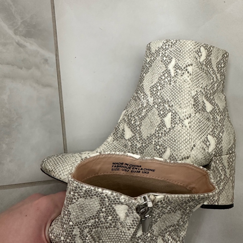 Urban Outfitters Snakeskin Boots / Booties - Picture 3 of 3